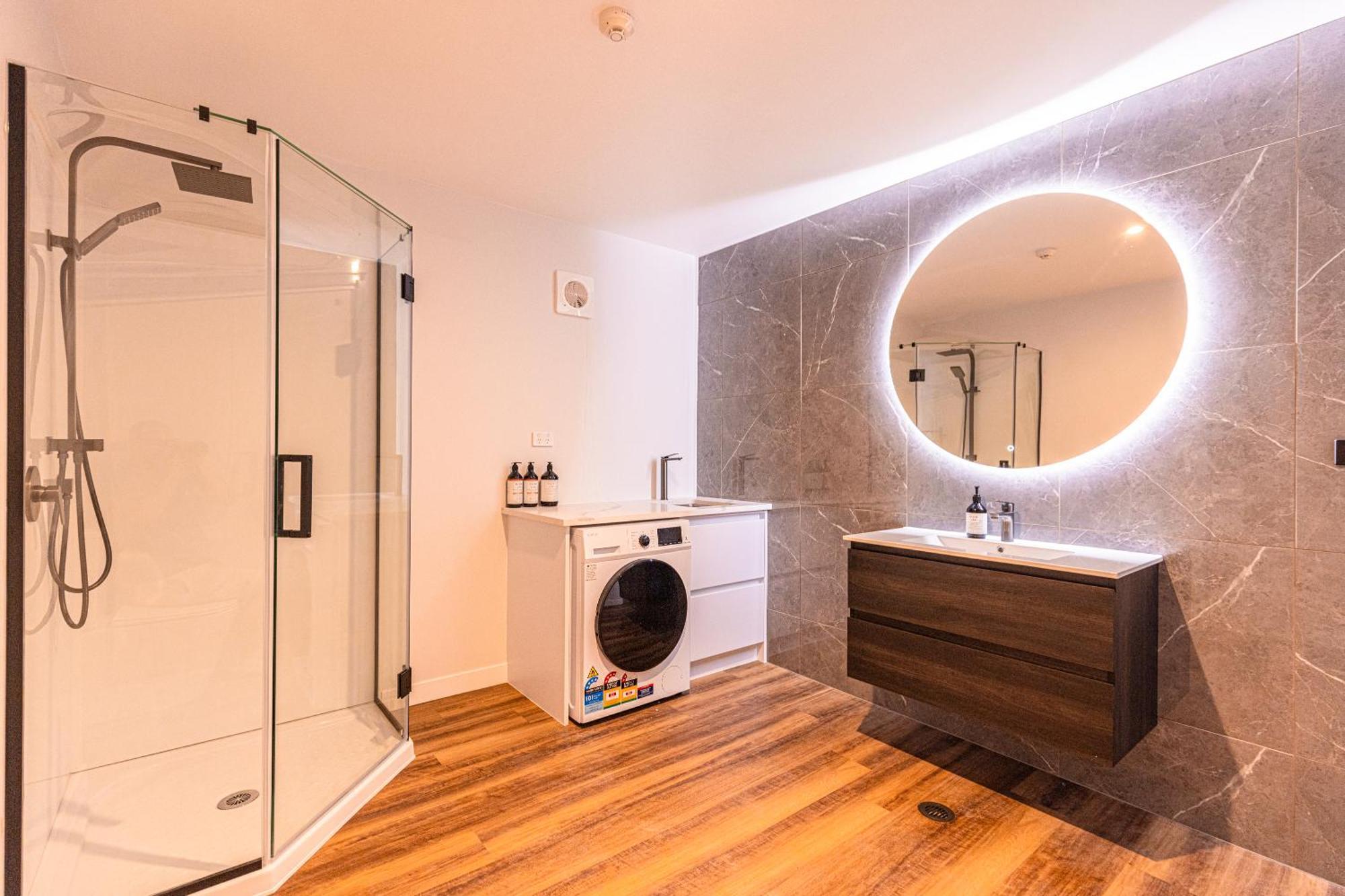 Johnston Apartments - Award-Winning Building, Your Unforgettable Stay Whanganui Exteriör bild