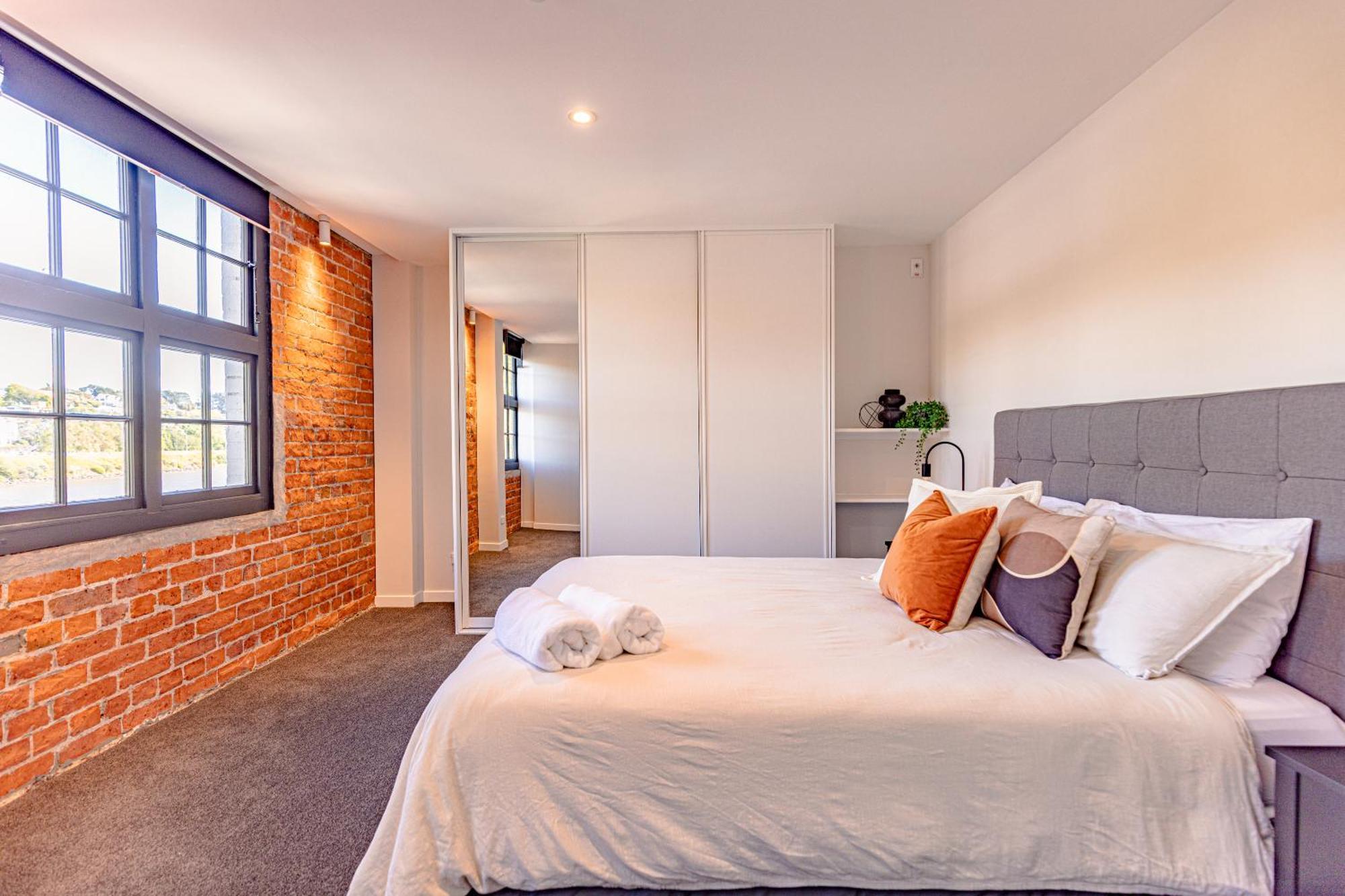 Johnston Apartments - Award-Winning Building, Your Unforgettable Stay Whanganui Exteriör bild